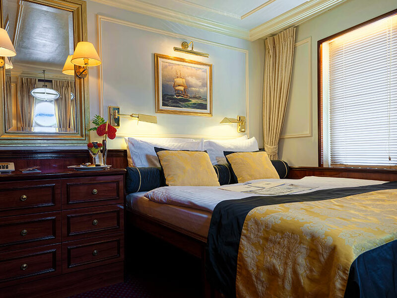 Category 1 - Deluxe Deck Cabins